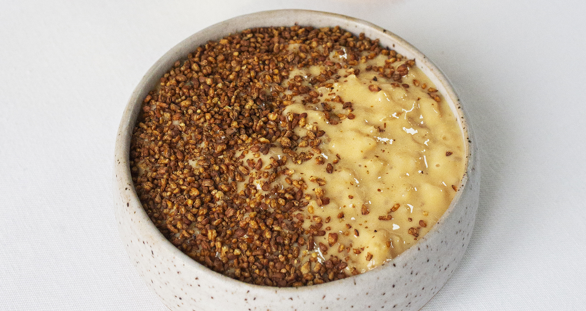 Rice pudding with caramel and toasted buckwheat