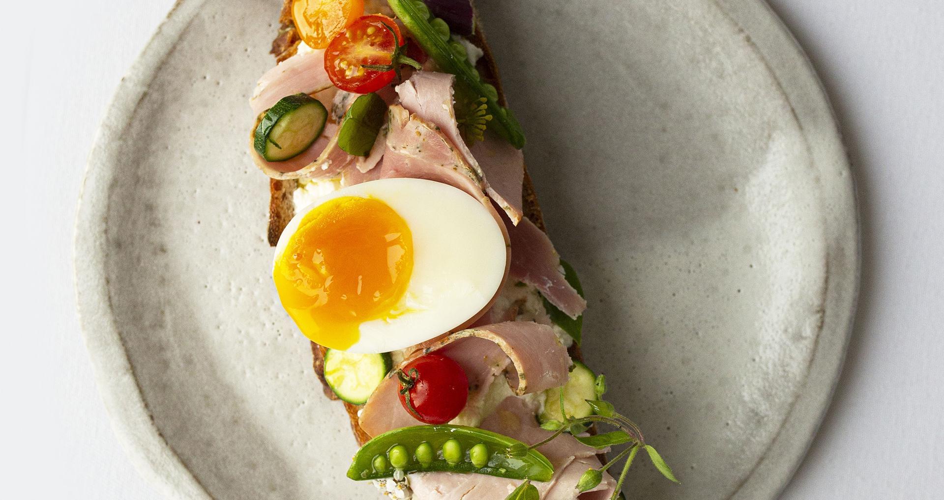 mumm open sandwich