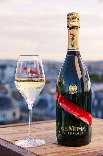 G.H Mumm Champagner Glas