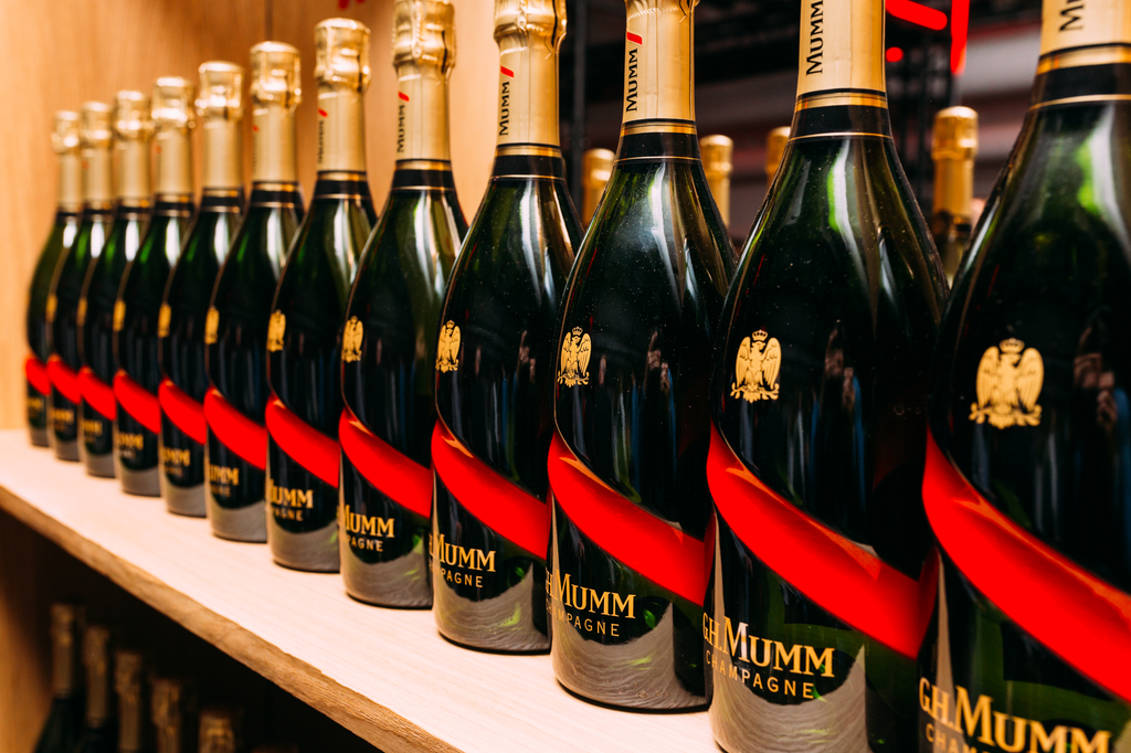 PreviewMedium-Mumm champagne Grand Cordon bottles multiplication