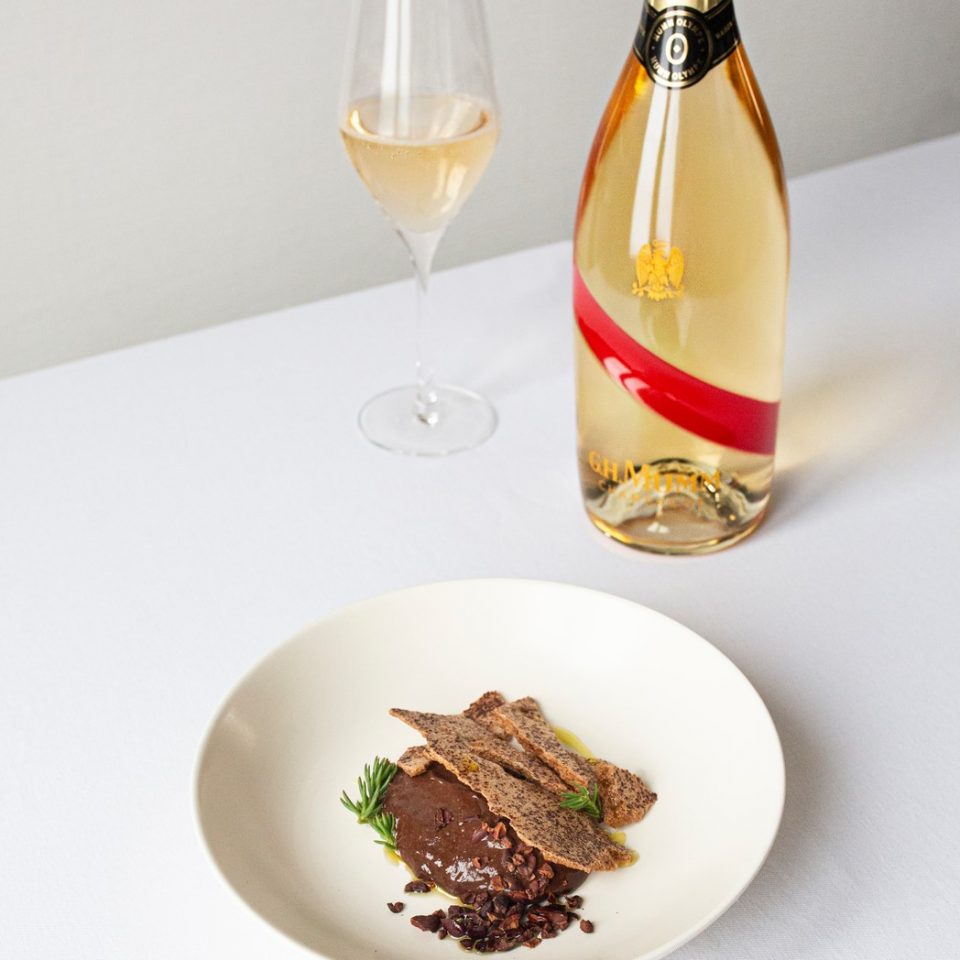 PreviewLarge-4P1A0064_square