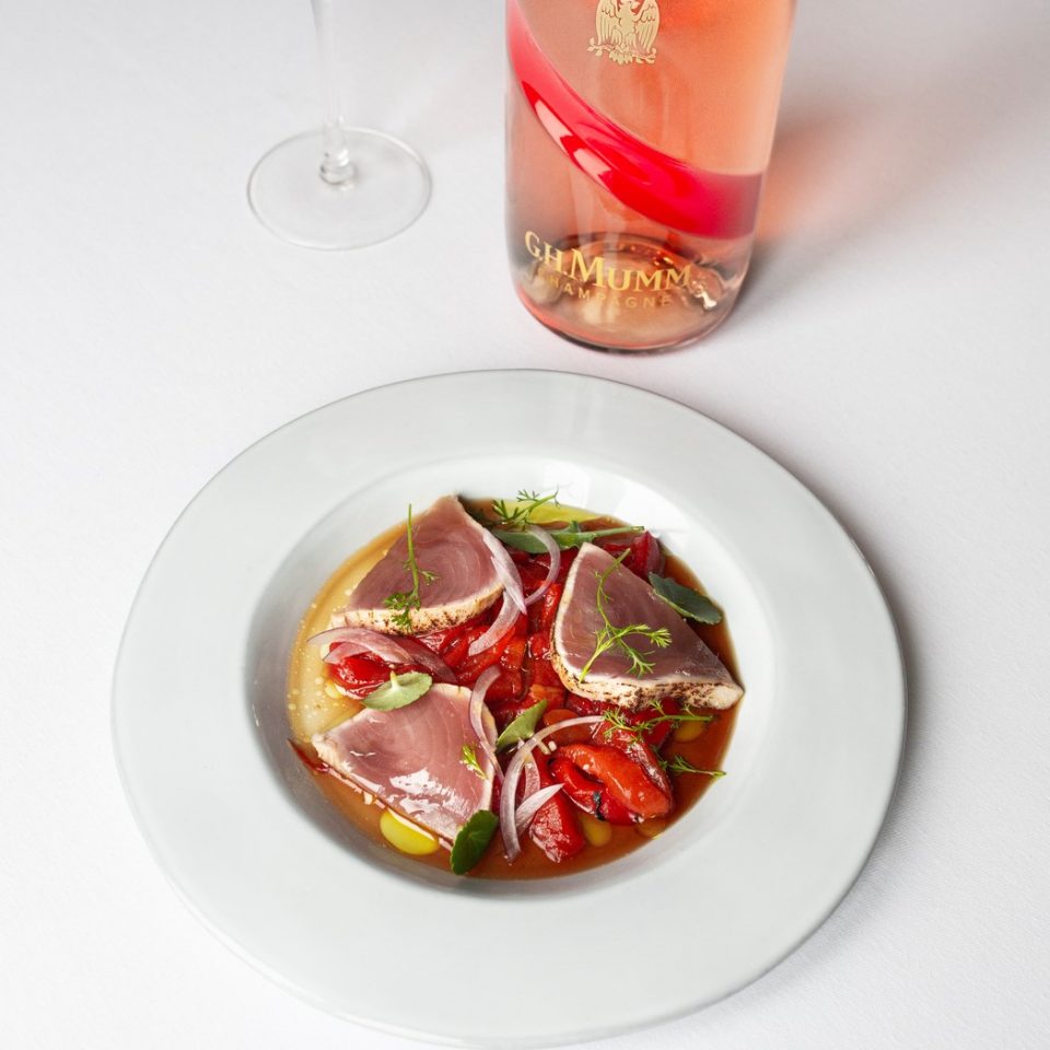 PreviewLarge-4P1A2106