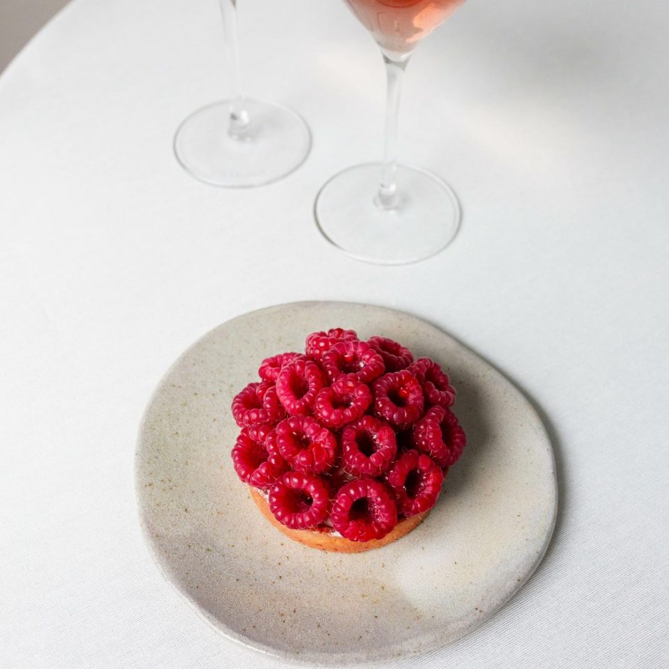 PreviewLarge-Mumm_grandcordonrosé_recipe_dessert’
