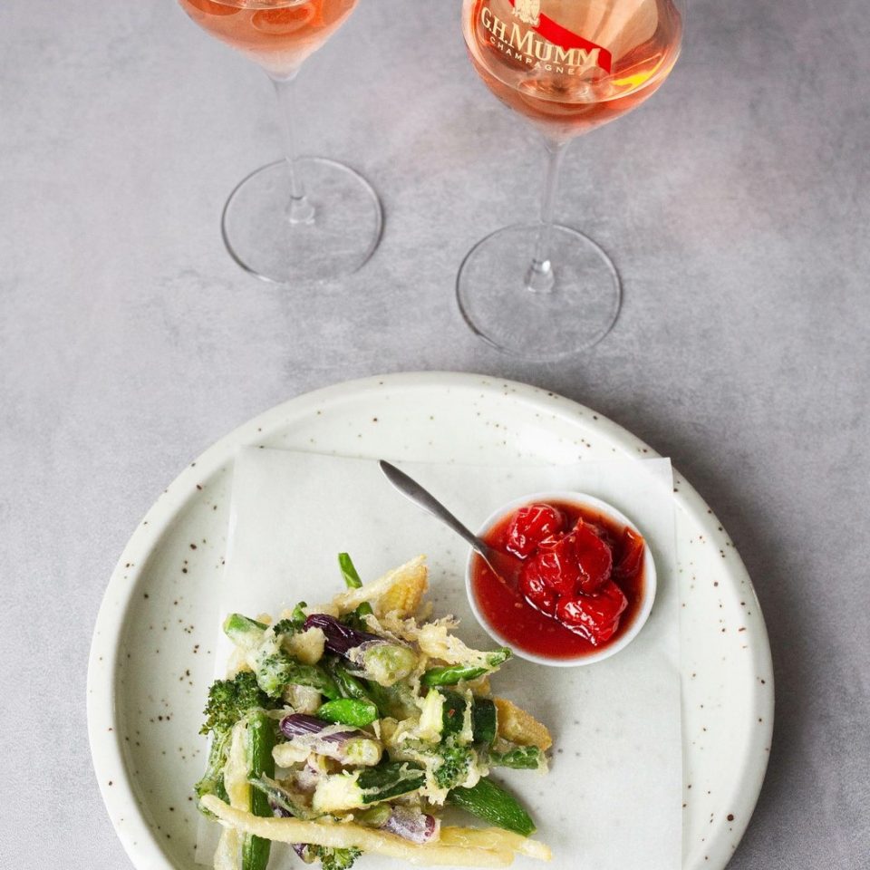 PreviewLarge-Mumm_grandcordonrosé_recipe_foodbyte_square