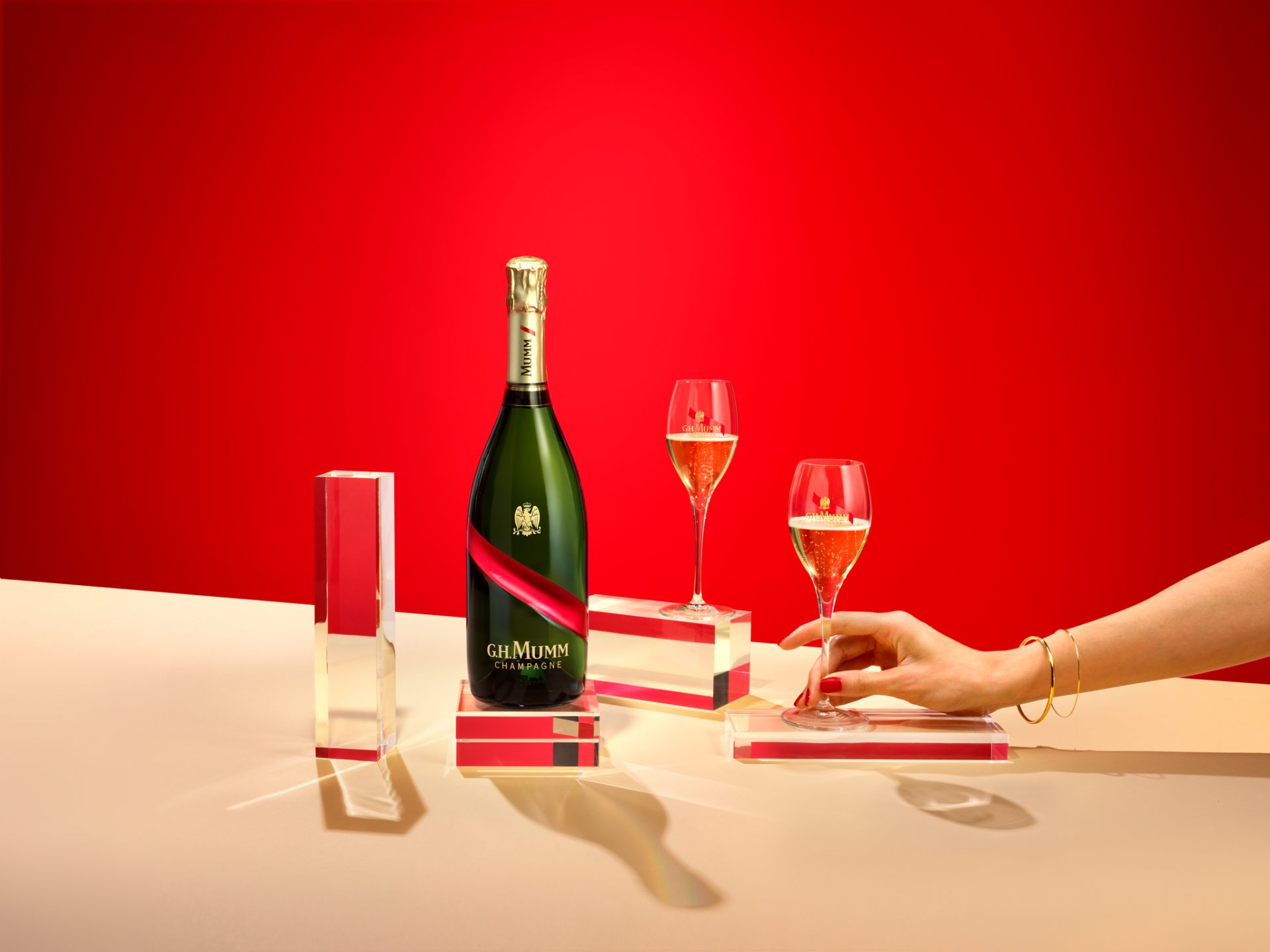 PreviewLarge-WINE FAIR_E COMMERCE 3_0719_MAINS_A