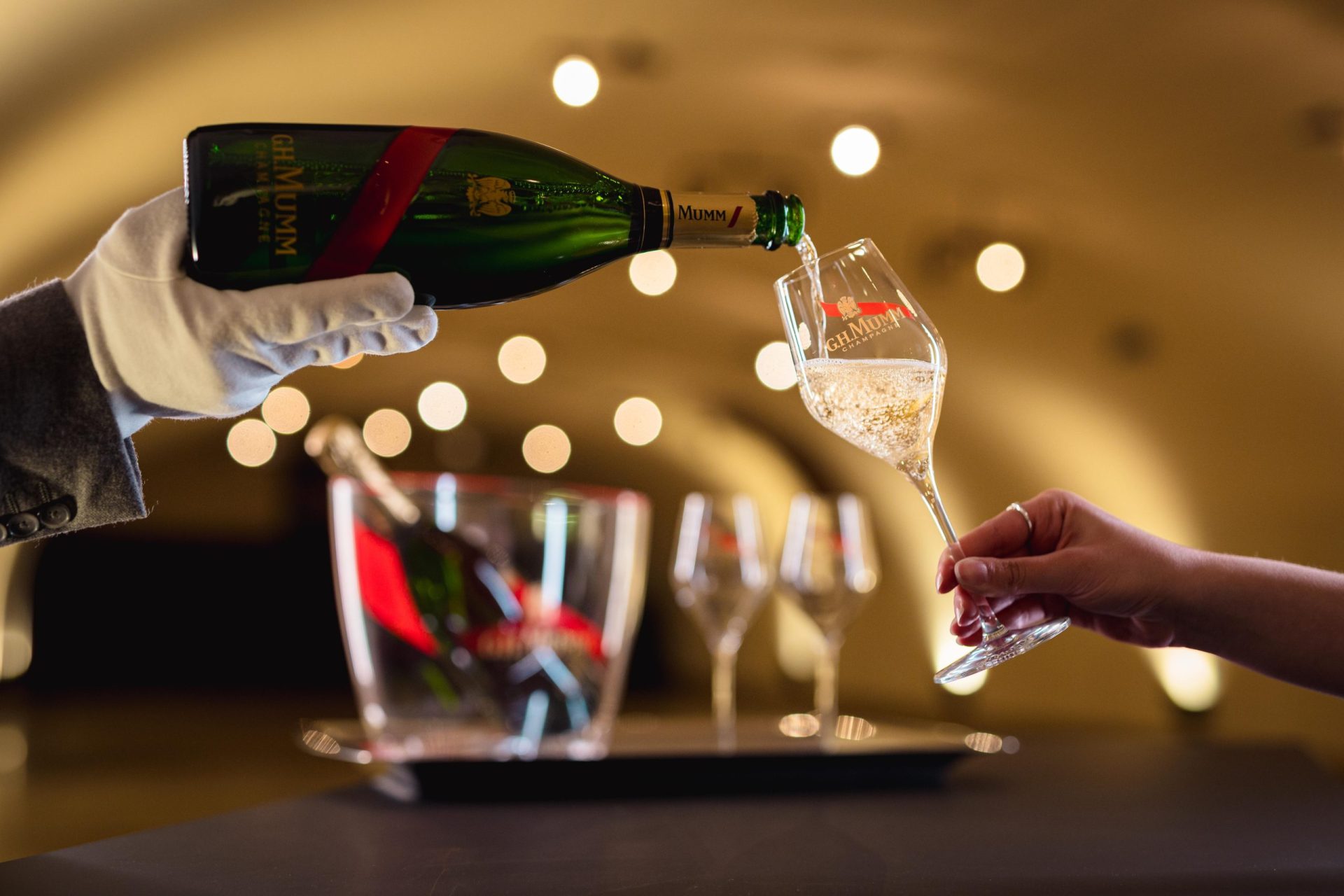 ルーナ様　6本送料無料　GH Mumm シャンパン 赤いリボン ルーナ様 6本送料無料 GH Mumm シャンパン 赤いリボン