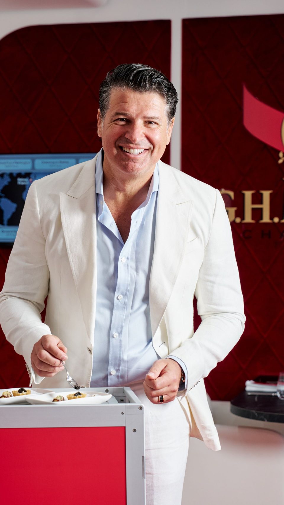 mumm-melbourne-cup-homepage-mobile-banner (5)