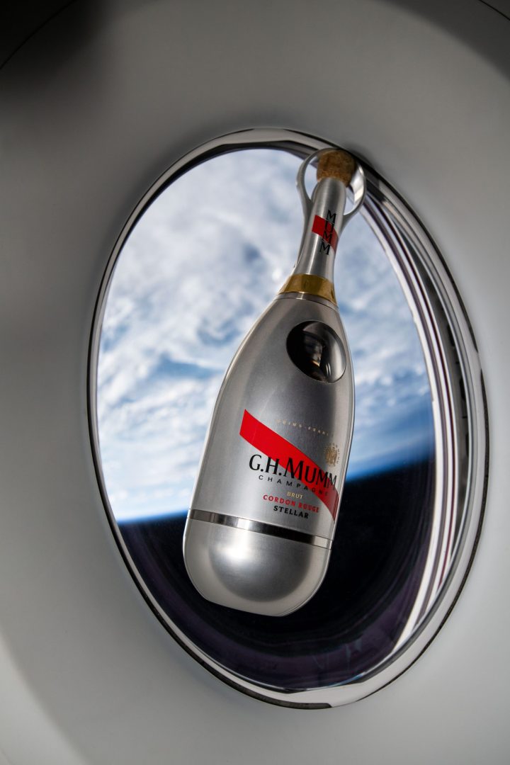 GMT193_13_04_Ax-4 Peggy Whitson_mumm individual bottle