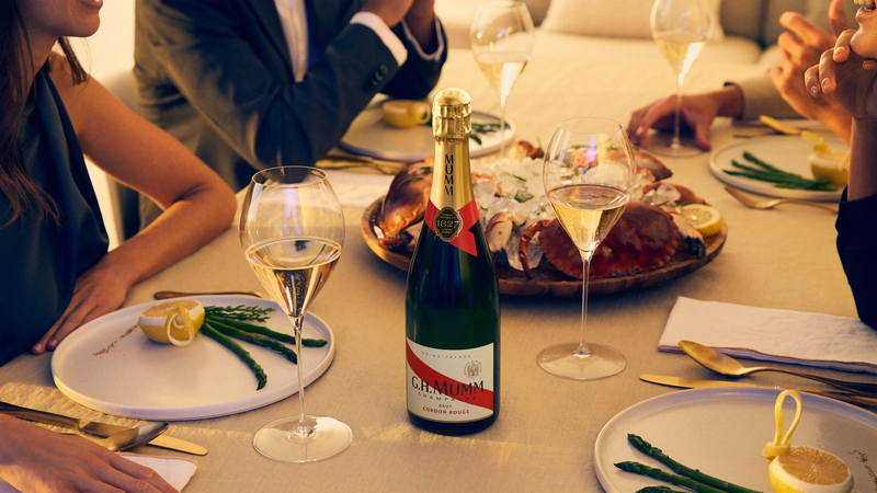 festive dinner - Mumm cordon rouge
