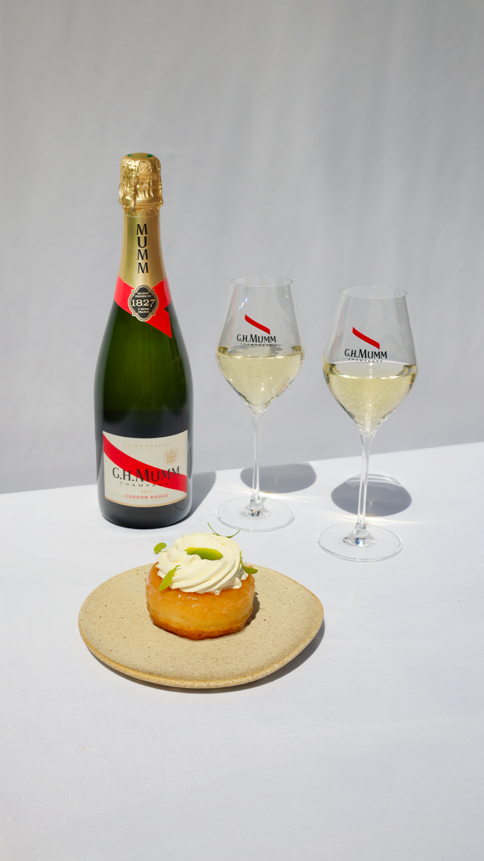 Baba farine châtaigne, chantilly vanille, huile figuier - dessert Mumm Cordon Rouge