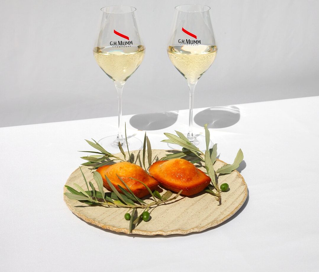 madeleine honey and olive oil - pairing dessert champagne Mumm