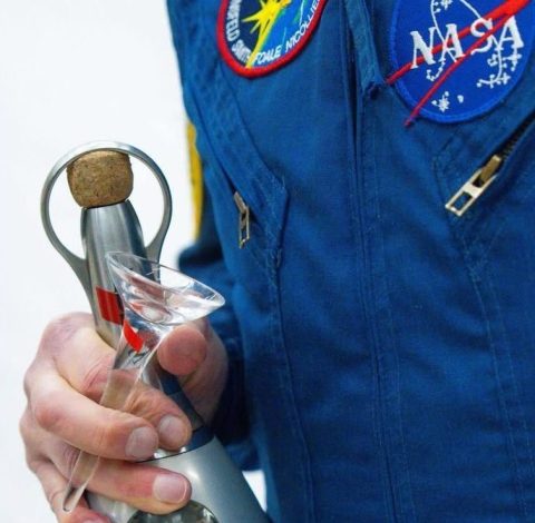 Mumm Cordon Rouge Stellar: When space champagne wins an iF Design Award