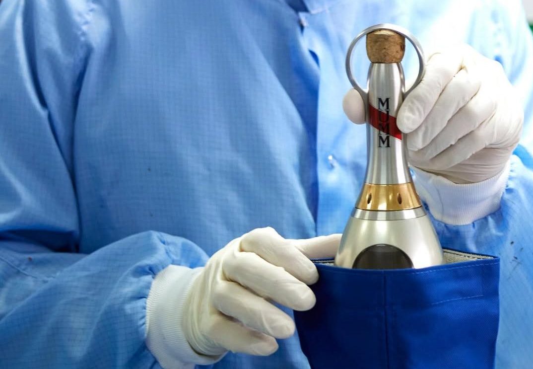 Mumm Cordon Rouge Stellar - If design award winner